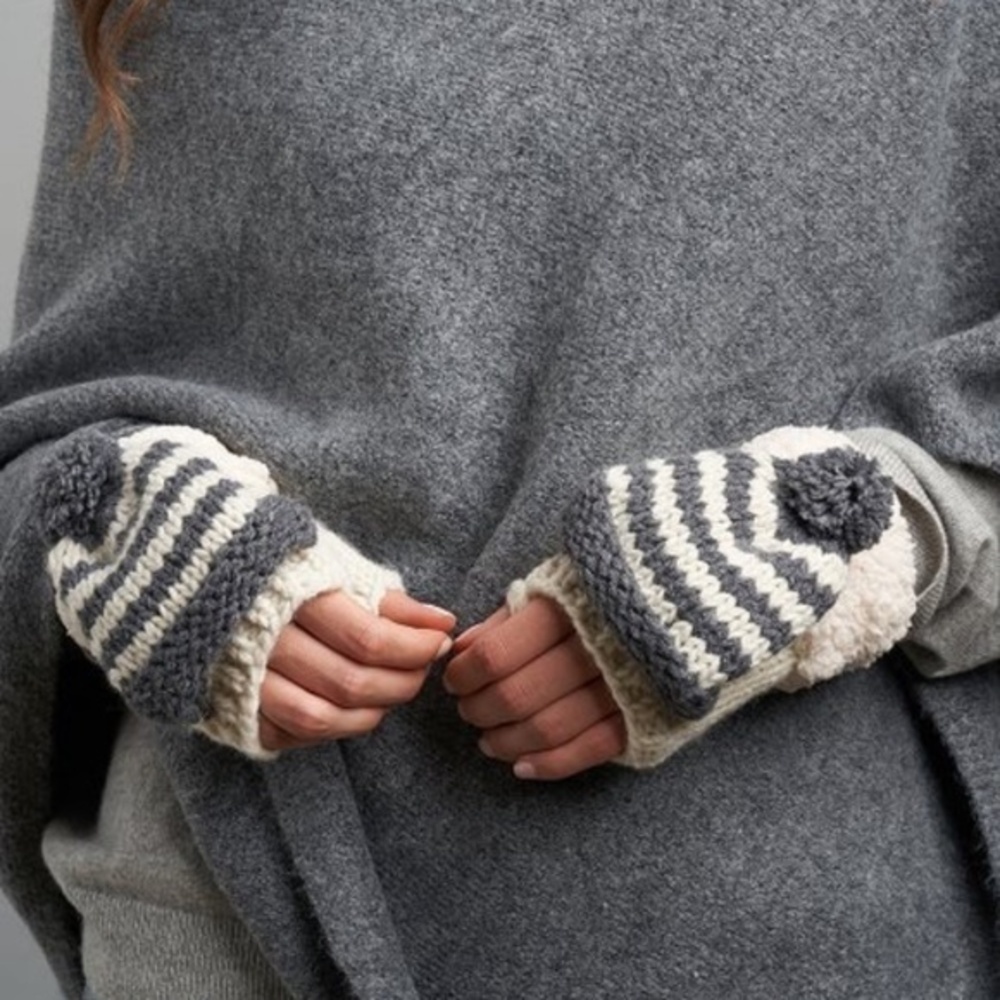 Anthropologie Lemon Convertible Mittens